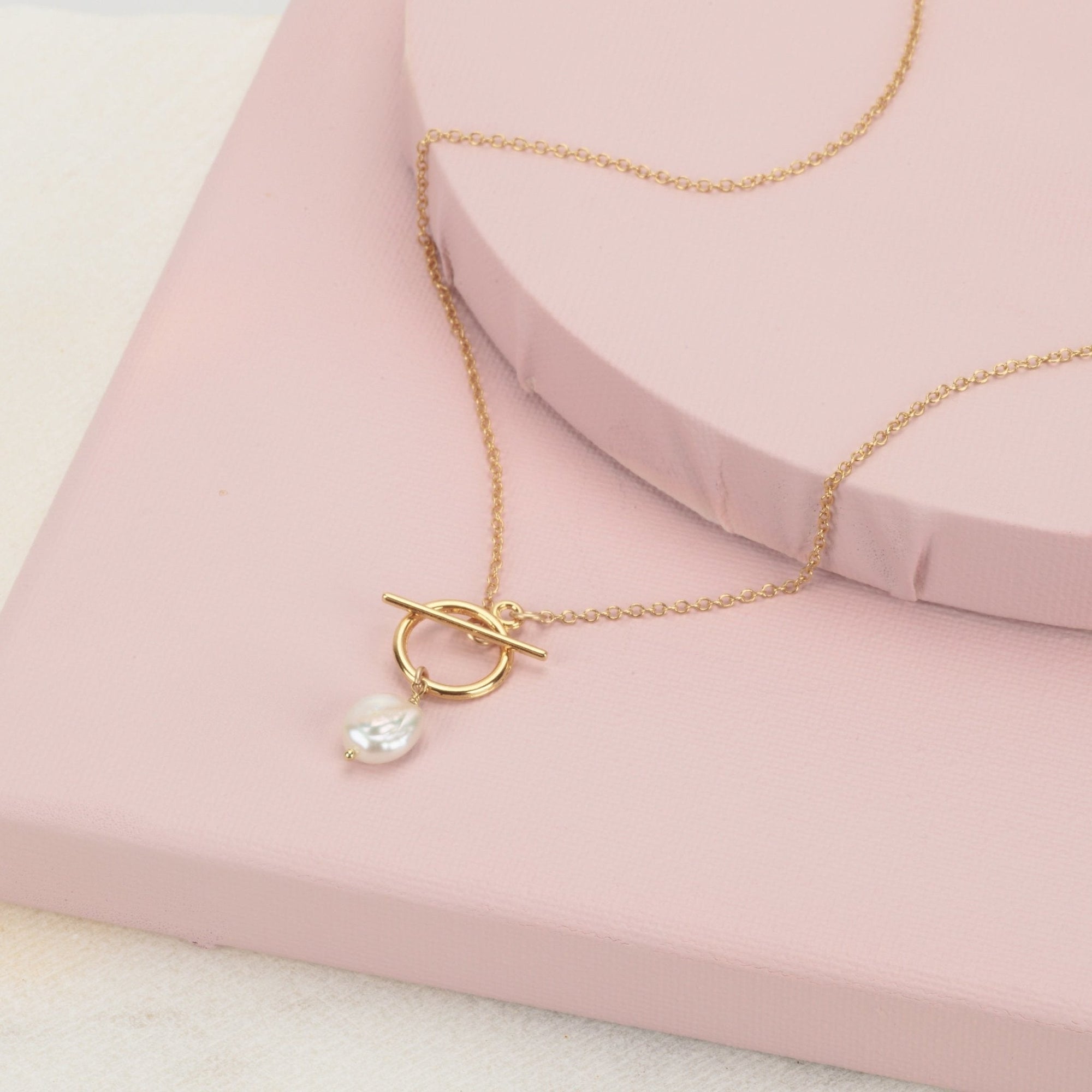 Freshwater Pearl Gold Necklace - HLcollection - Handmade Gold and Silver Jewelry