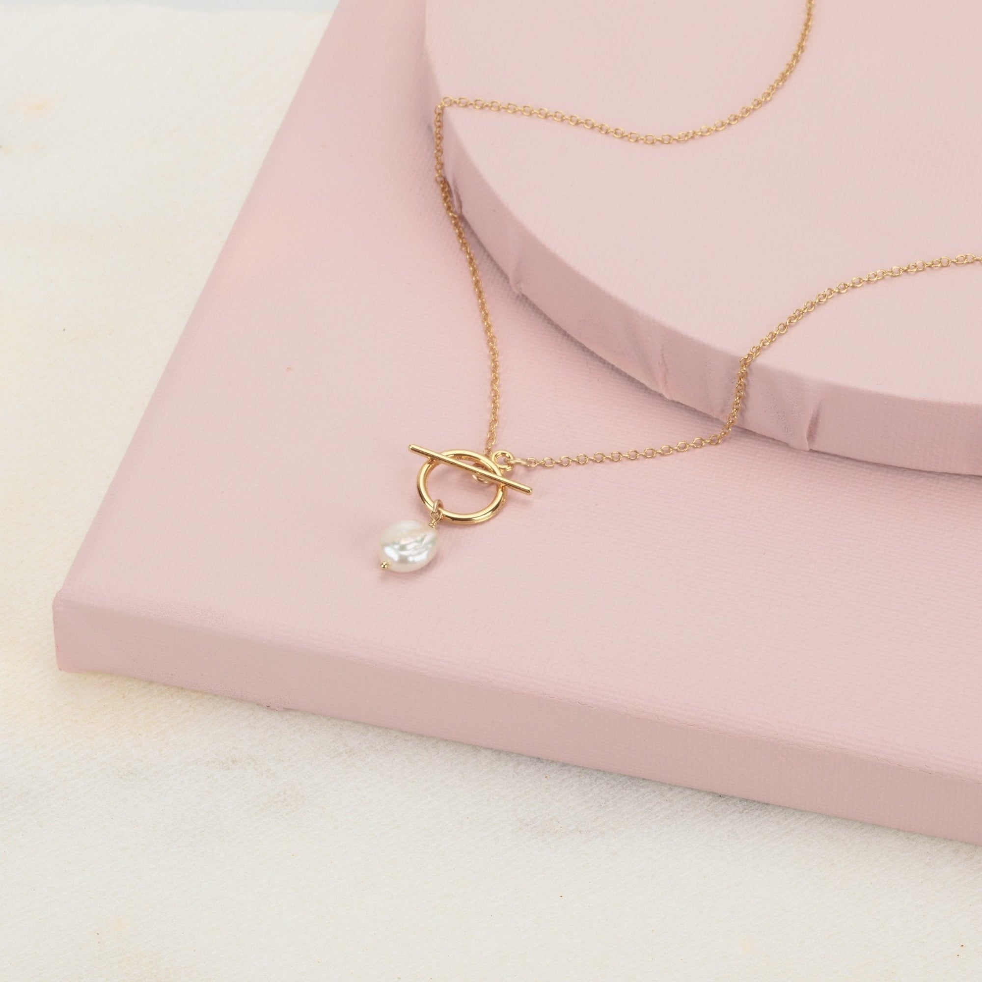 Freshwater Pearl Gold Necklace - HLcollection - Handmade Gold and Silver Jewelry