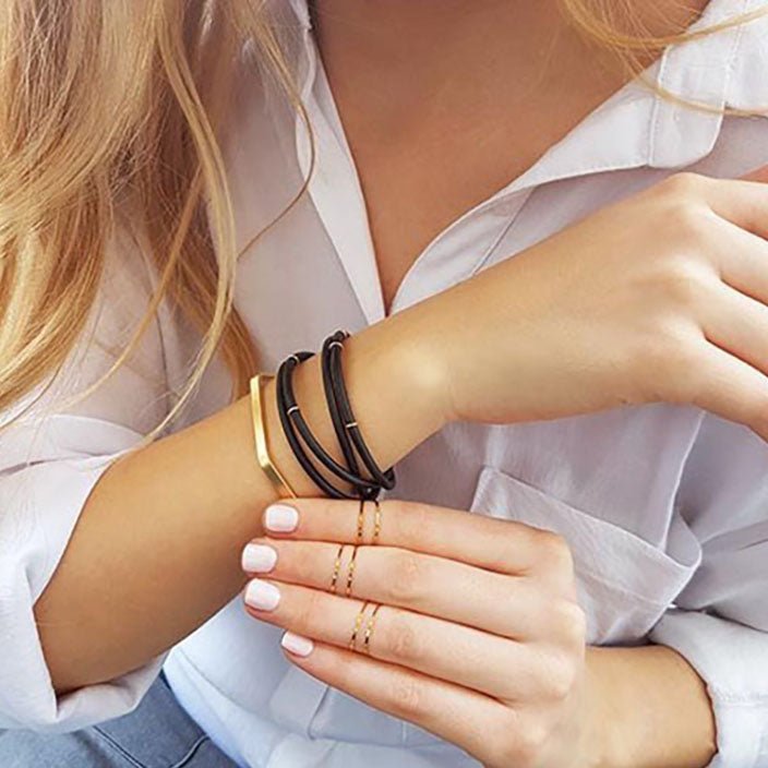 Gold Minimalist Cuff Bracelet - HLcollection - Handmade Gold and Silver Jewelry
