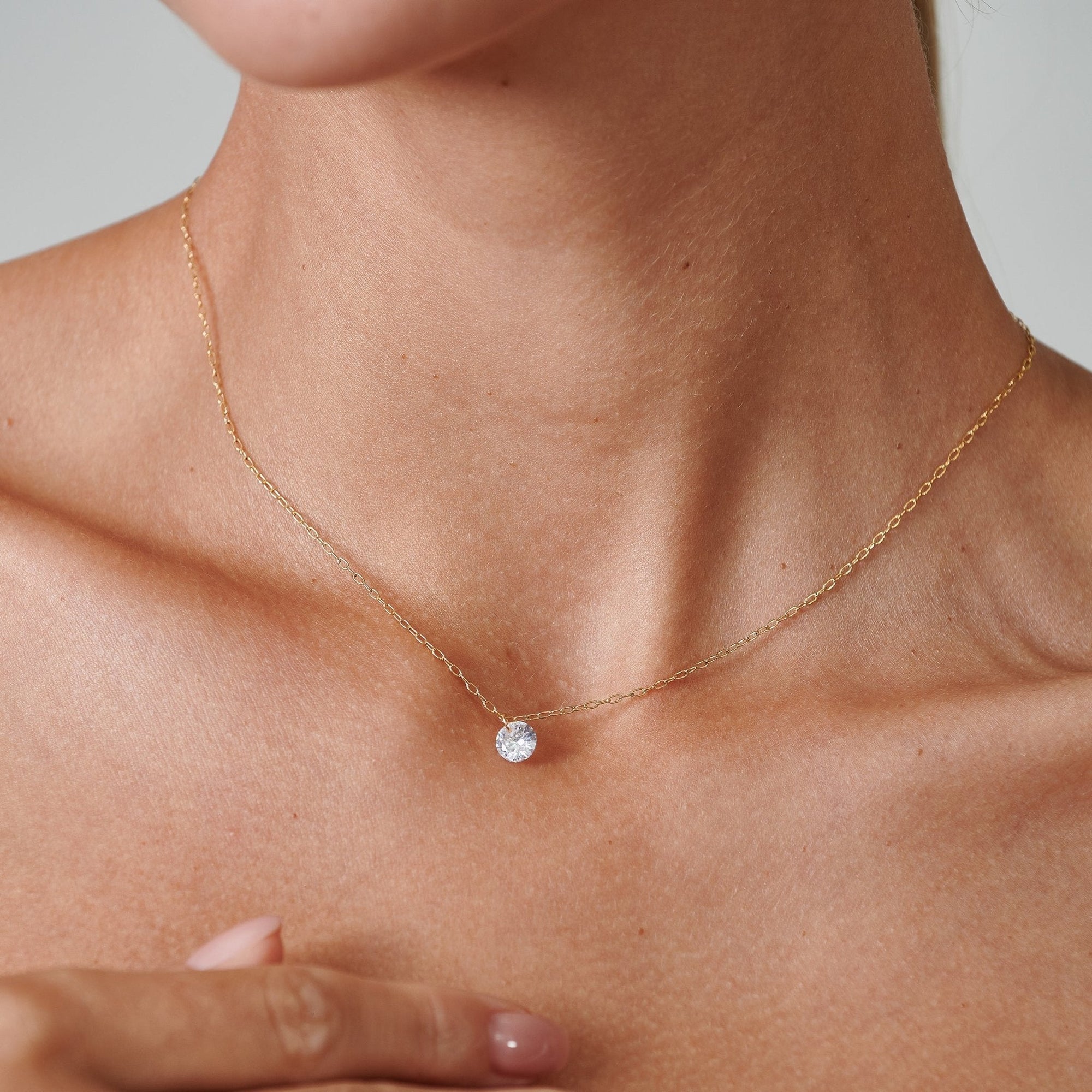 Tiny Diamond Gold Necklace - HLcollection - Handmade Gold and Silver Jewelry