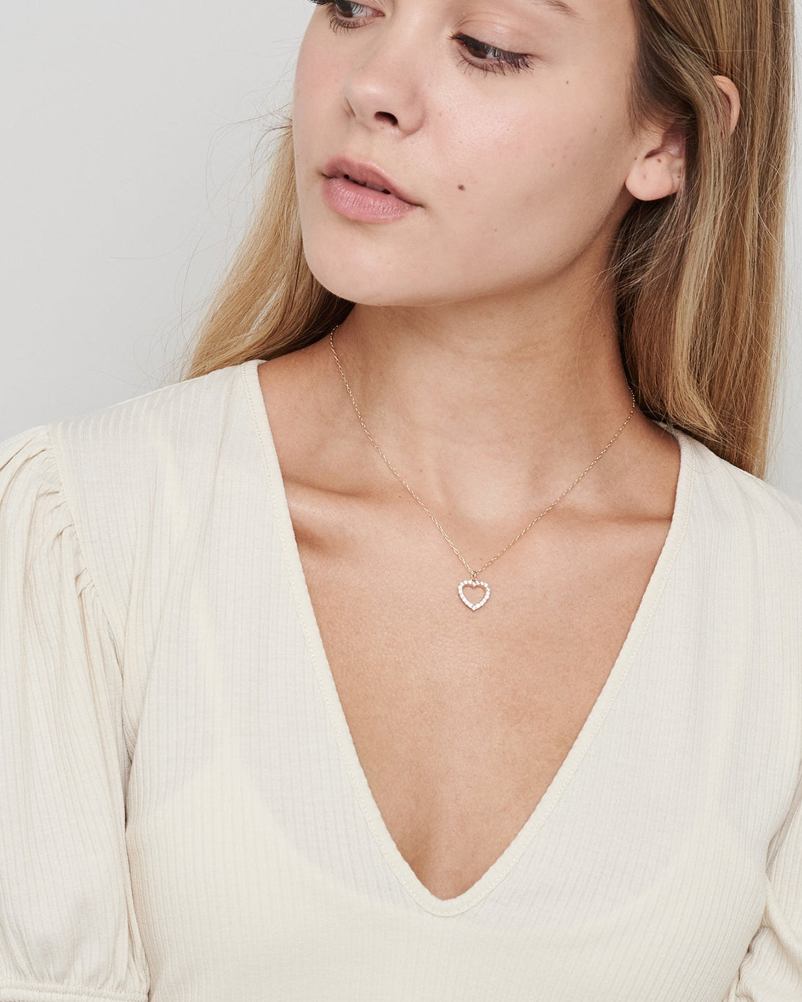Tiny Diamond Heart Necklace - HLcollection - Handmade Gold and Silver Jewelry